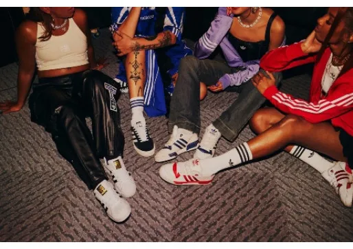 ADIDAS CLUB ORIGINALS  – KRIJONI STILI SIPAS RREGULLAVE TUAJA