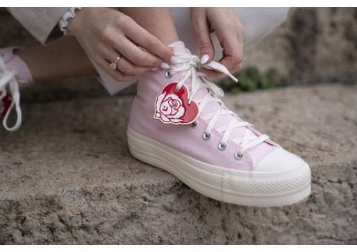 Shtoni një kthesë moderne në pamjen tuaj me Chuck Taylor All Star Lift