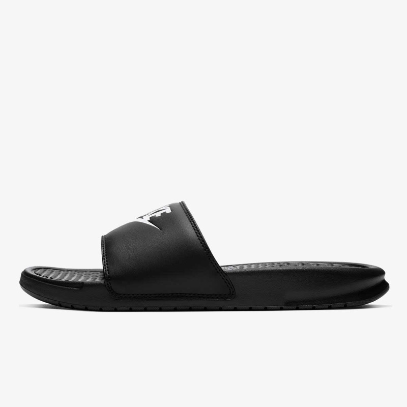 Nike Shapka Benassi JDI 