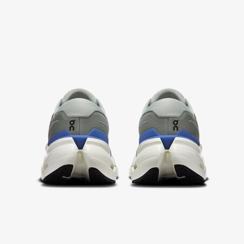 On Atlete Cloudrunner 3 