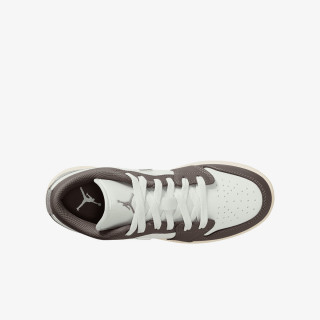 Nike Atlete Air Jordan 1 Low 