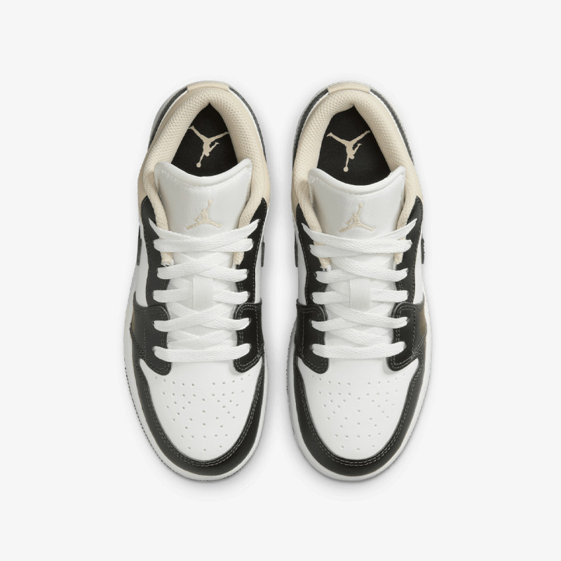 Nike Atlete AIR JORDAN 1 LOW BG 