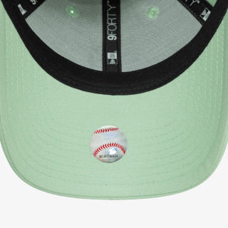 New Era Kapele WMNS LEAGUE ESS 9FORTY NEYYAN  PMGPMG 