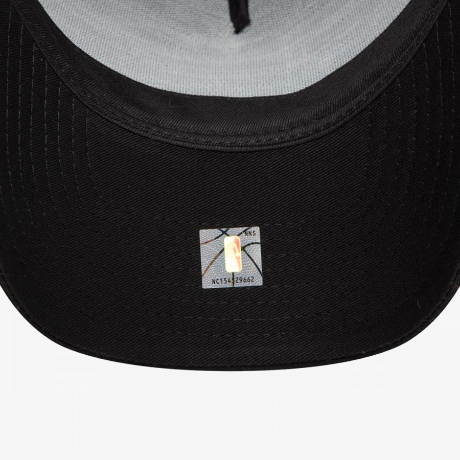 New Era Kapele METALLIC PATCH EFRAME CHIBUL  BLKMTS 