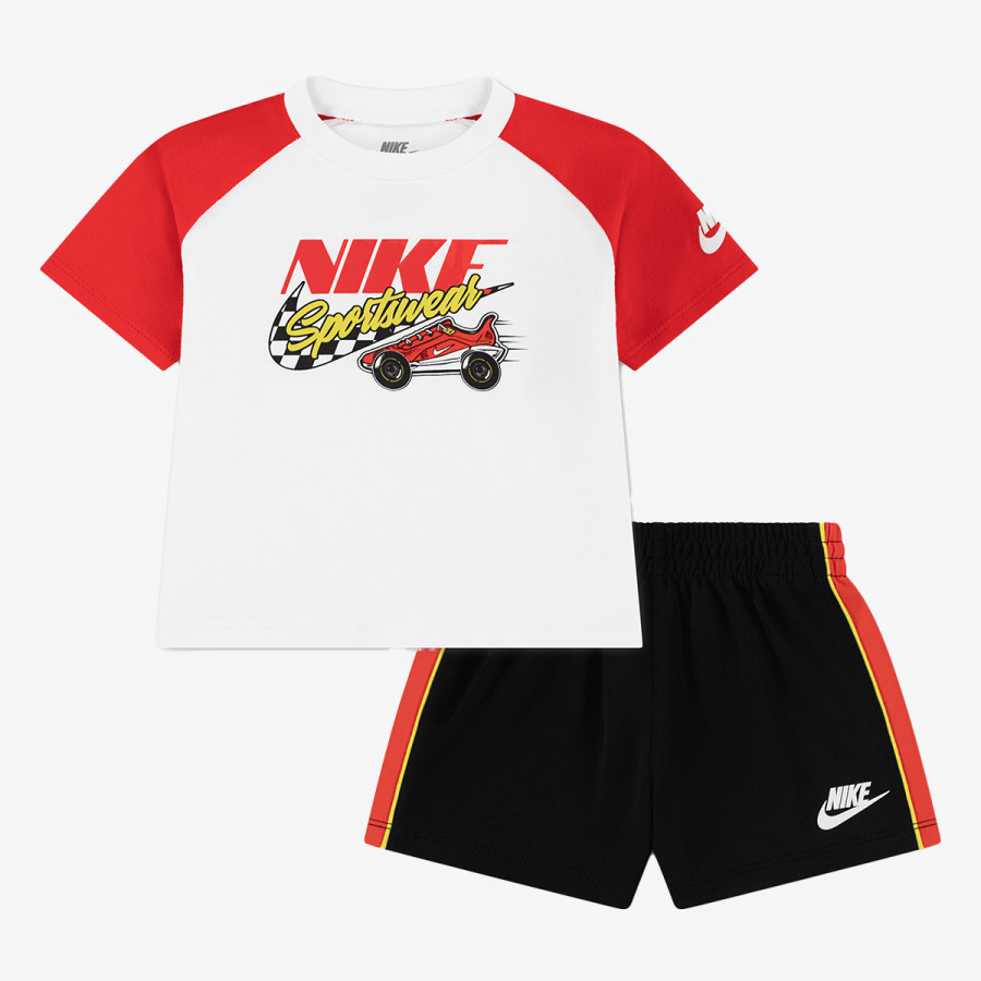 Nike Pantallona të shkurtra dhe bluza Sportswear 