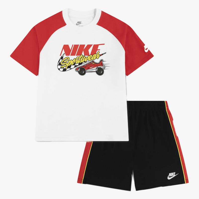 Nike Pantallona të shkurtra dhe bluza Sportswear 