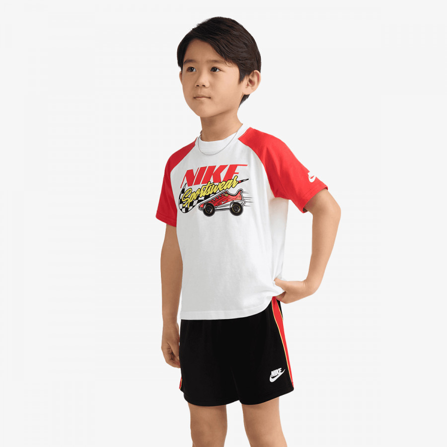 Nike Pantallona të shkurtra dhe bluza Sportswear 
