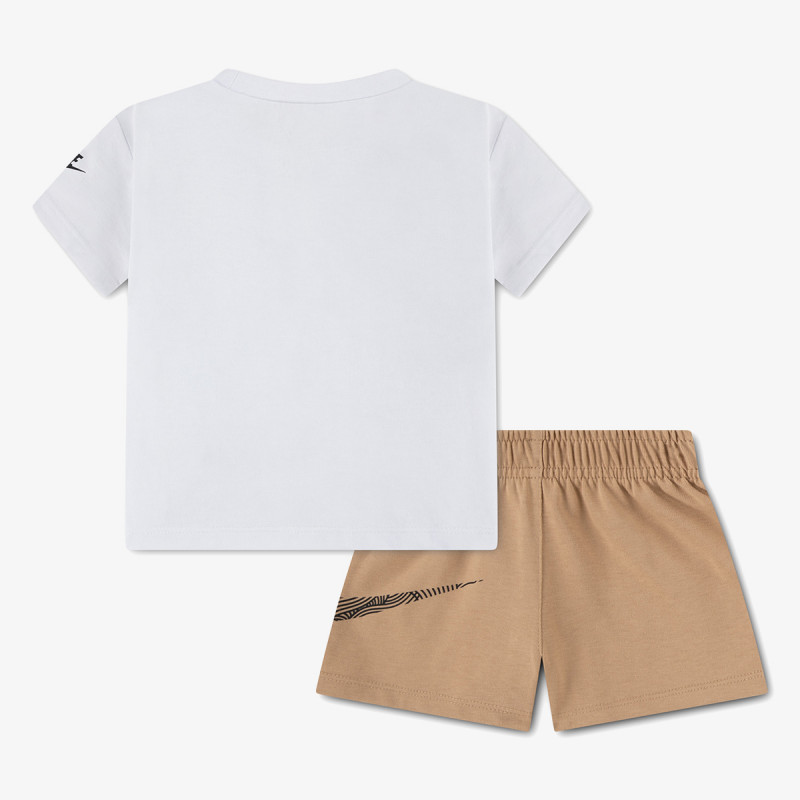 Nike Pantallona të shkurtra dhe bluza Sportswear 