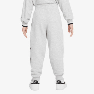 Nike Tuta Outside the lines 