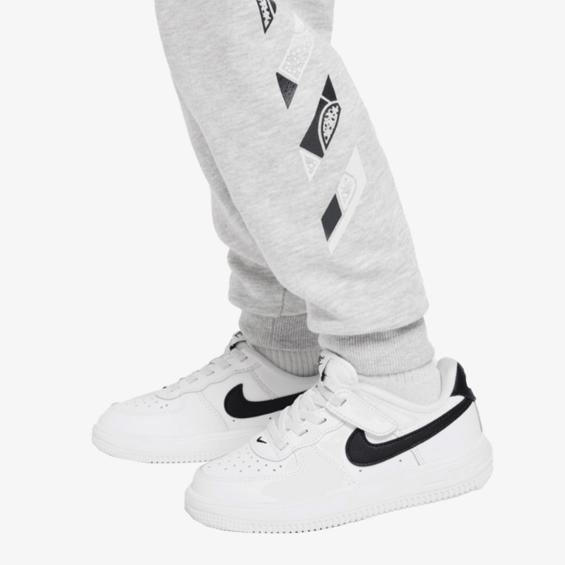 Nike Tuta Outside the lines 