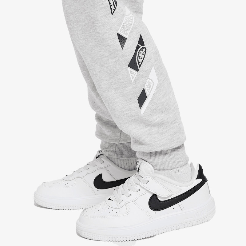 Nike Tuta Outside the lines 