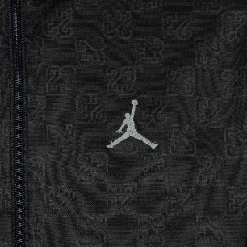 Nike Xhupa Monogram 