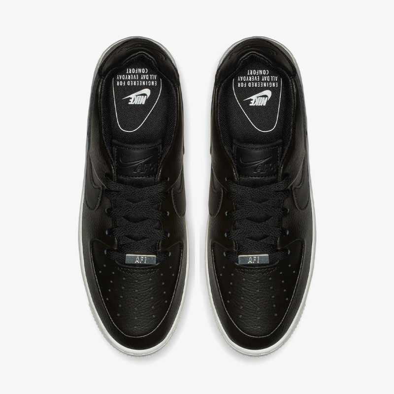 Nike Atlete Air Force 1 Sage Low 