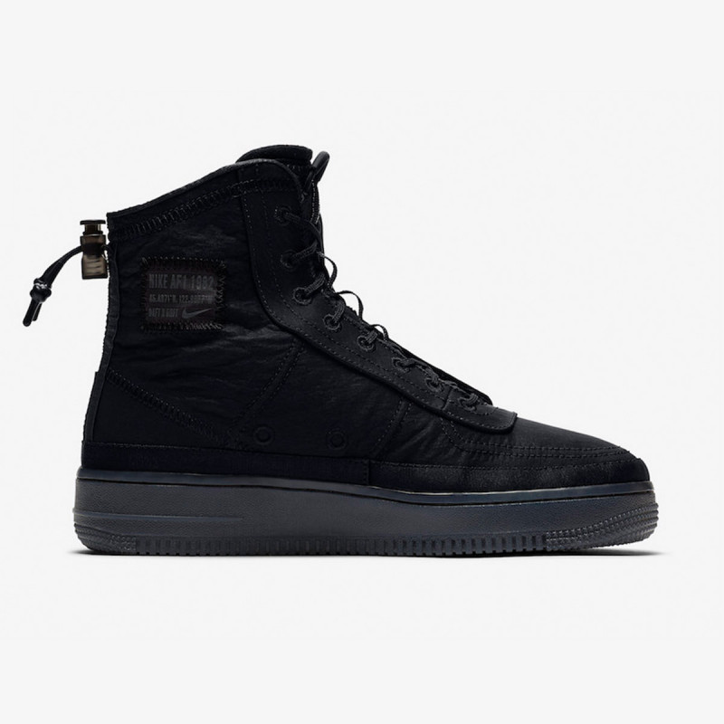 Nike Atlete W AF1 SHELL 