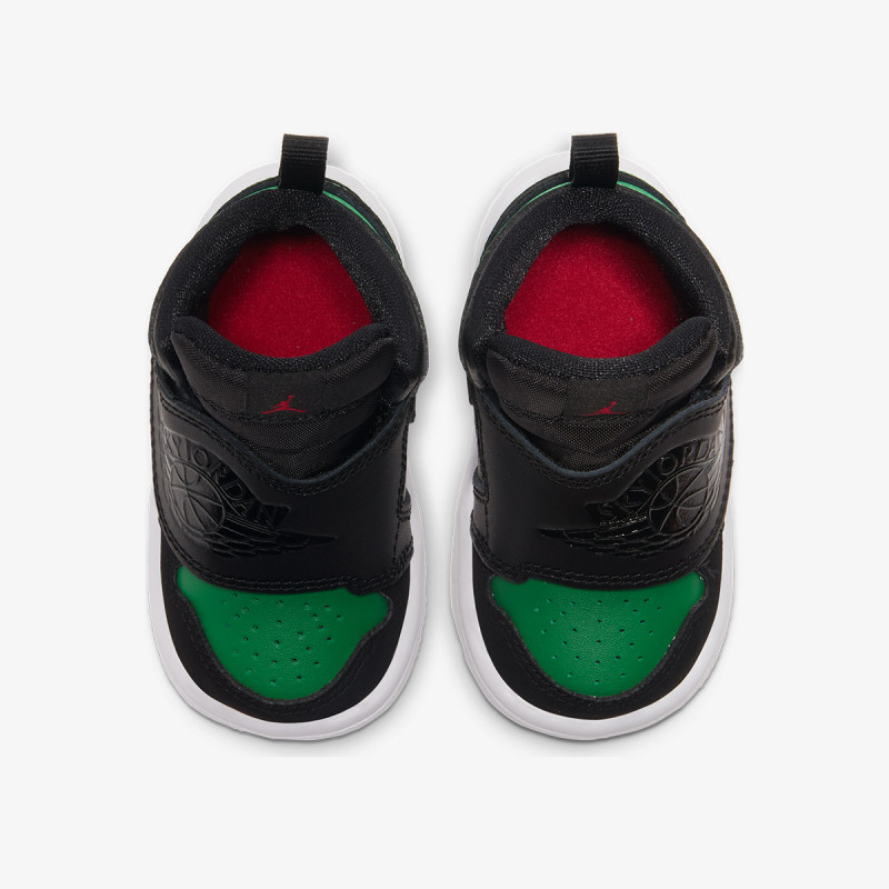 Nike Atlete SKY JORDAN 1 BT 