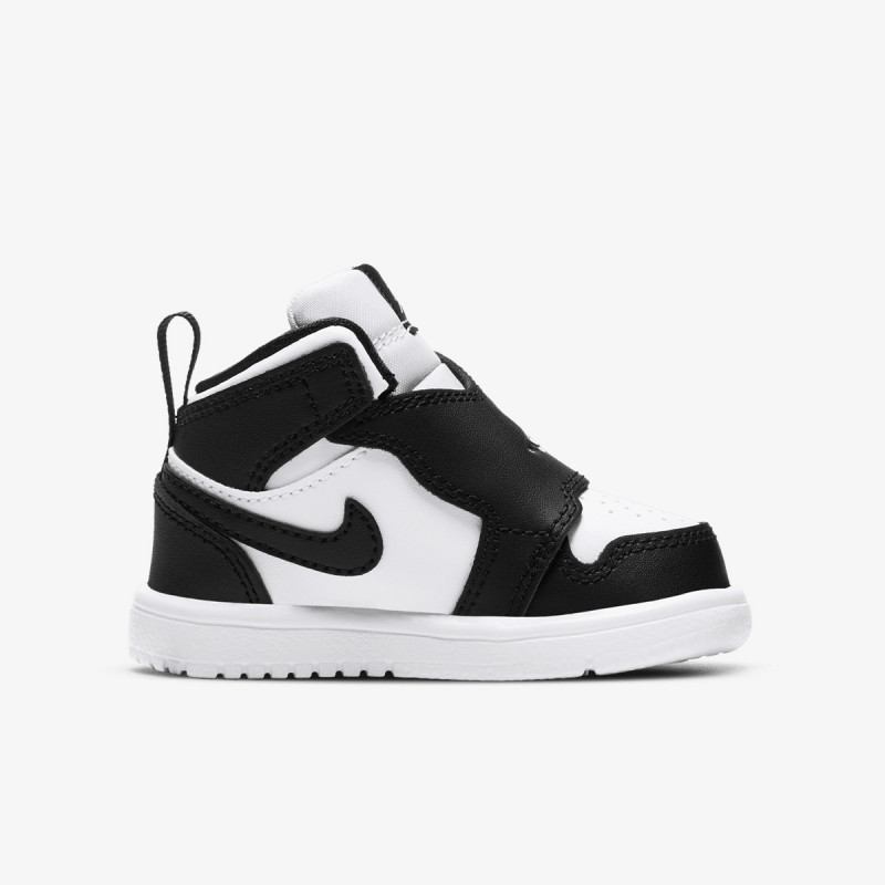 Nike Atlete SKY JORDAN 1 BT 