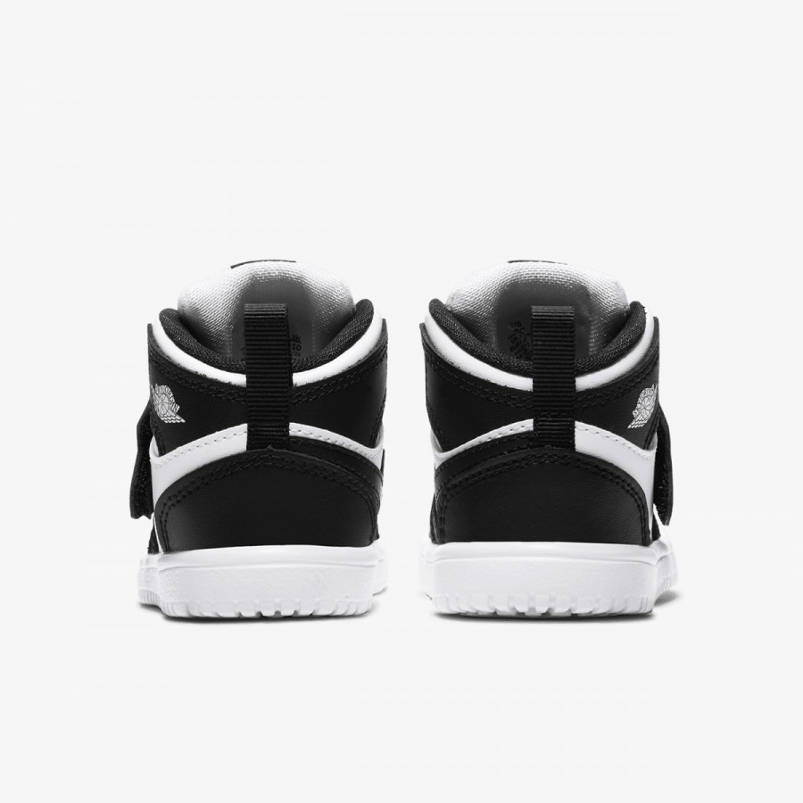 Nike Atlete SKY JORDAN 1 BT 