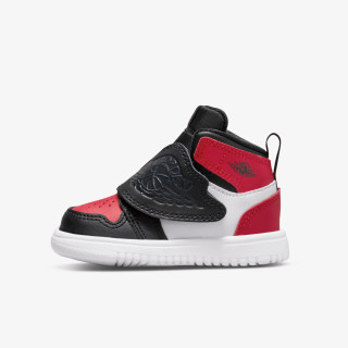 Nike Atlete SKY JORDAN 1 BT