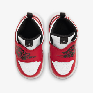 Nike Atlete SKY JORDAN 1 BT 