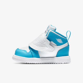 Nike Atlete SKY JORDAN 1 BT 