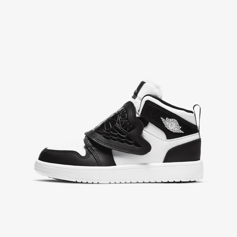 Nike Atlete SKY JORDAN 1 BP 