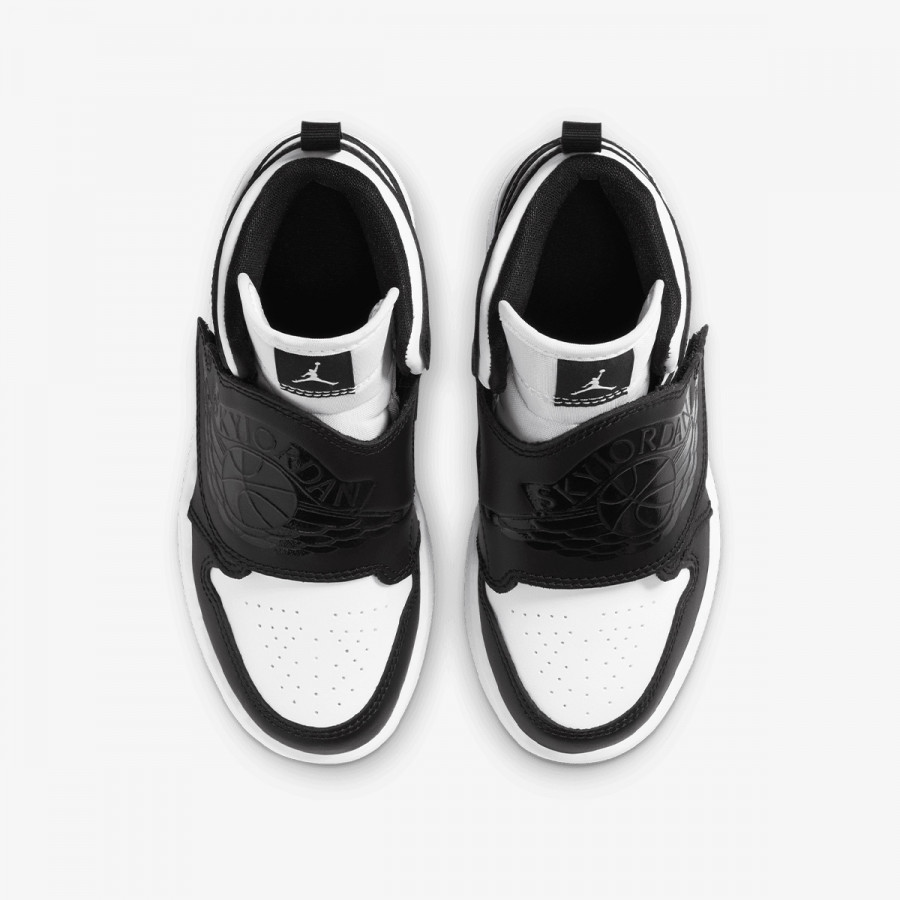 Nike Atlete SKY JORDAN 1 BP 