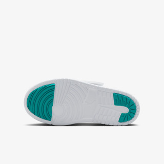 Nike Atlete SKY JORDAN 1 BP 