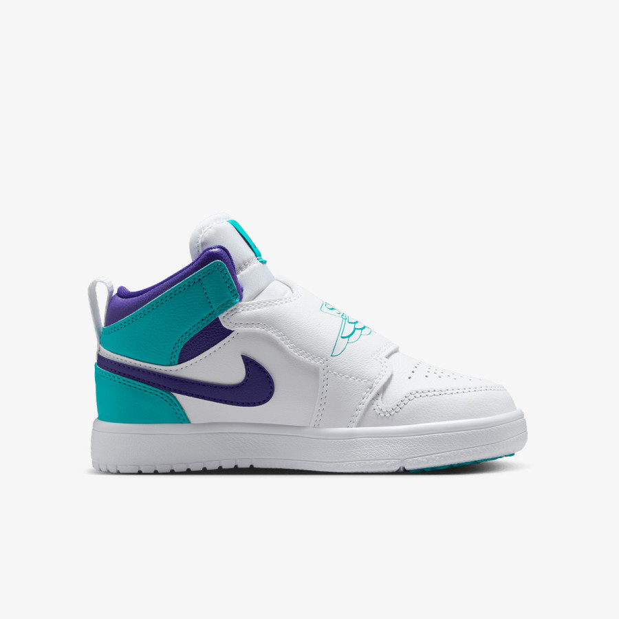 Nike Atlete SKY JORDAN 1 BP 