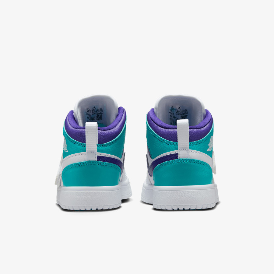 Nike Atlete SKY JORDAN 1 BP 