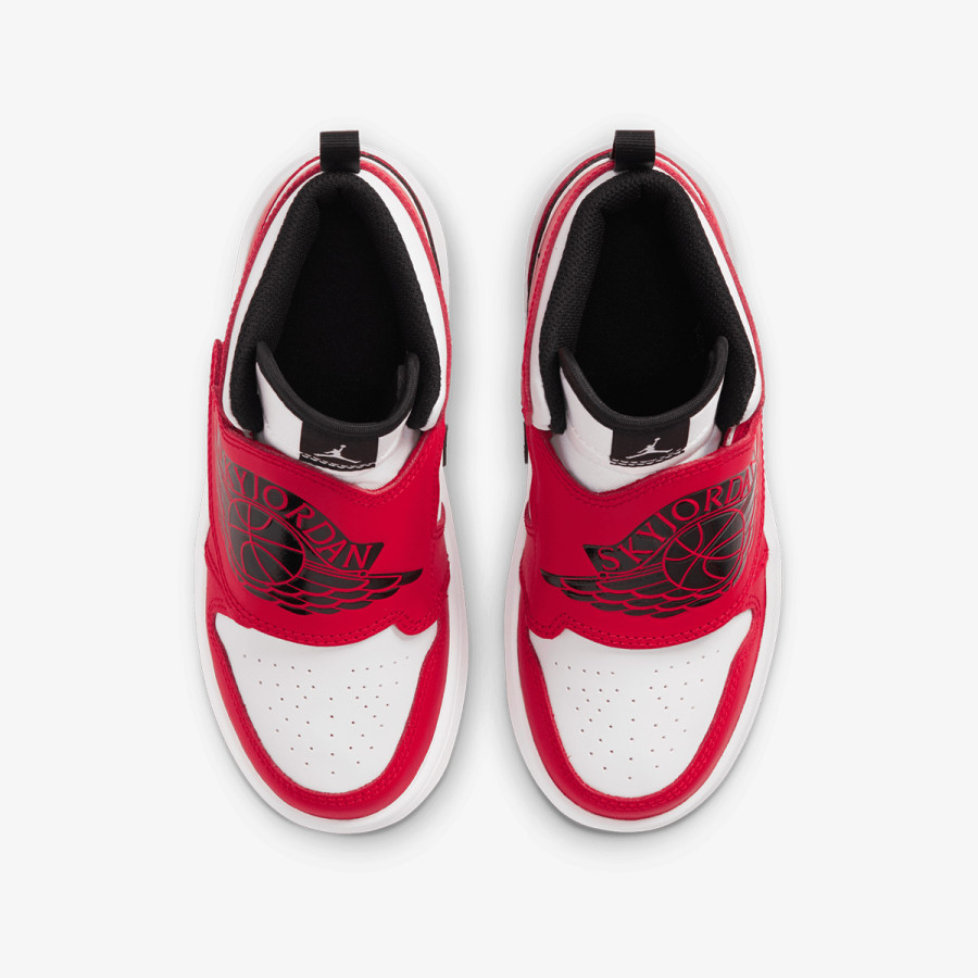 Nike Atlete SKY JORDAN 1 BP 