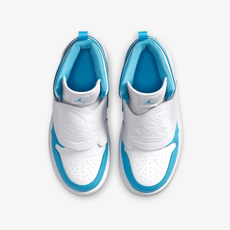 Nike Atlete SKY JORDAN 1 BP 