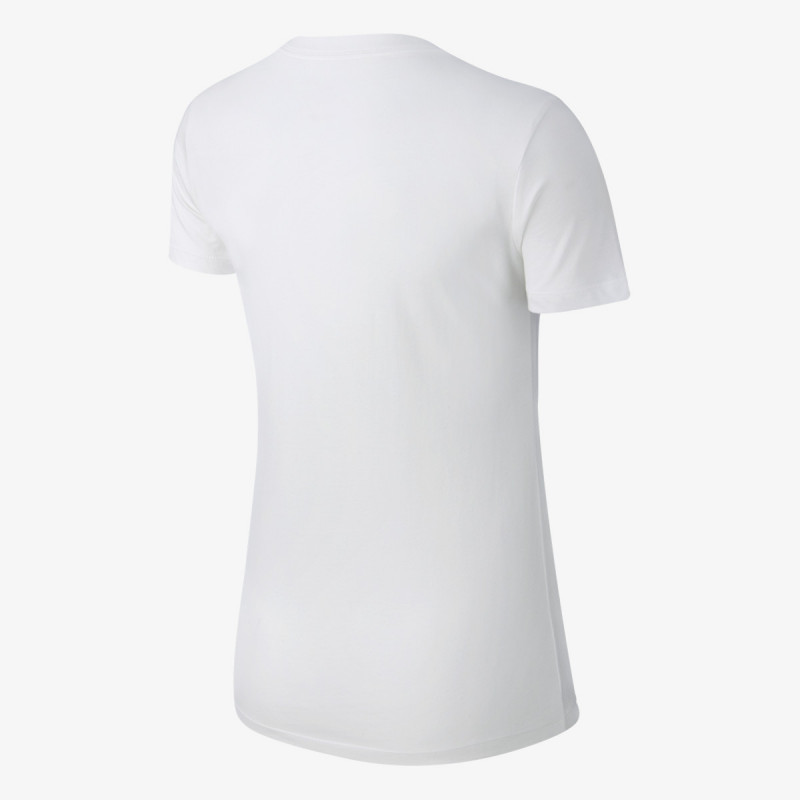 Nike Produkte Sportswear Essential 