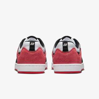Nike Atlete NIKE SB ALLEYOOP 