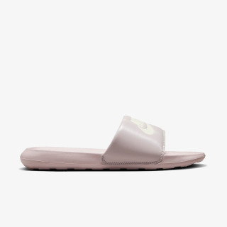 Nike Shapka W NIKE VICTORI ONE SLIDE 