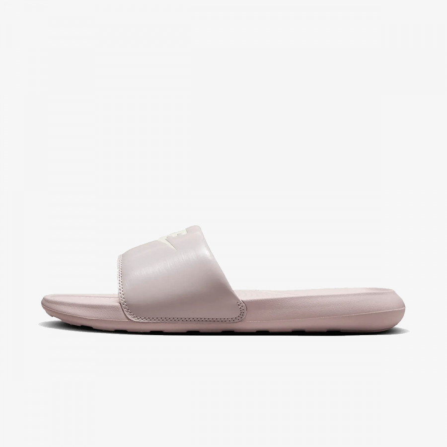 Nike Shapka W NIKE VICTORI ONE SLIDE 