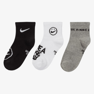 Nike Çorape Y NK EVRYDY LTWT ANKL 3PR NKDAY 
