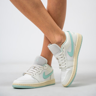 Nike Atlete WMNS AIR JORDAN 1 LOW 