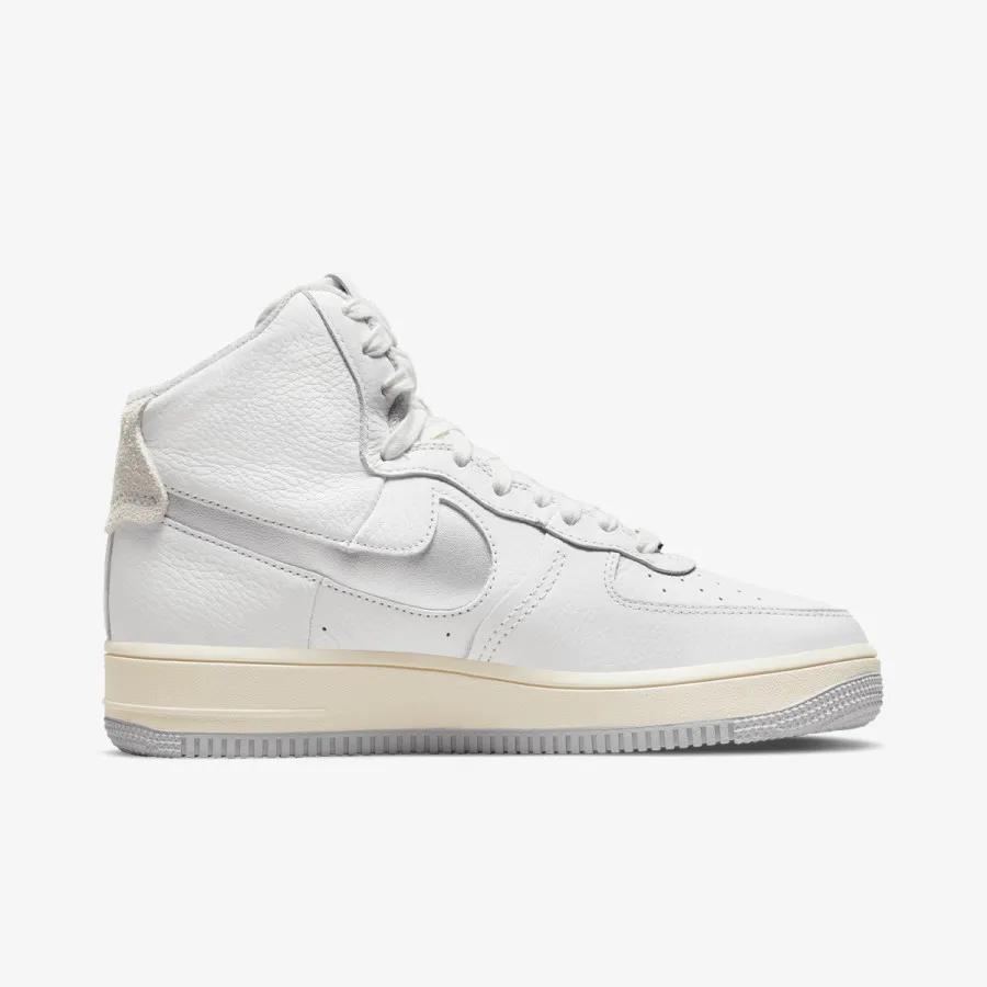 NIKE Atlete Air Force 1 Sculpt 