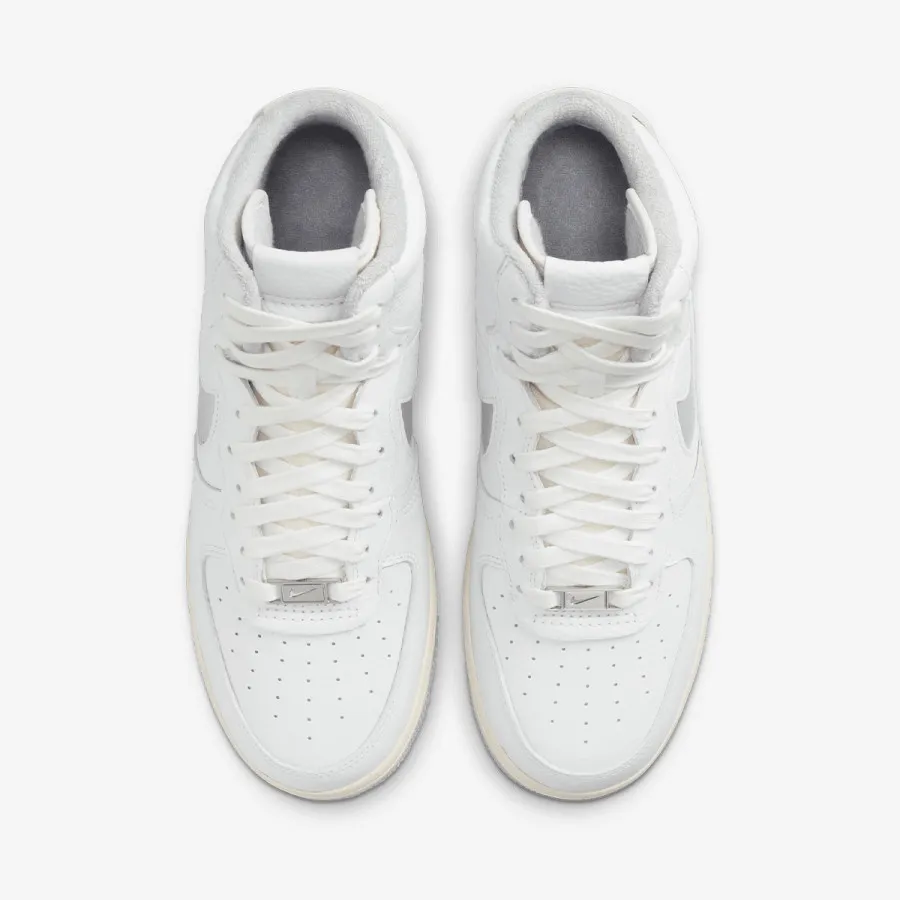 NIKE Atlete Air Force 1 Sculpt 