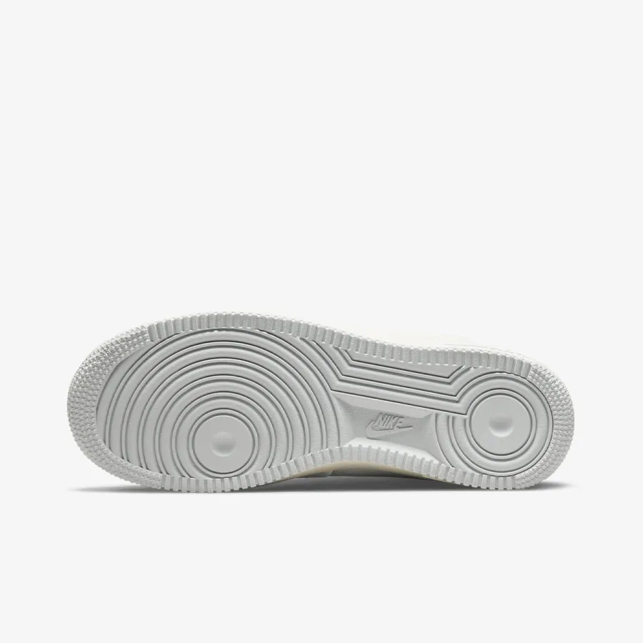 NIKE Atlete Air Force 1 Sculpt 