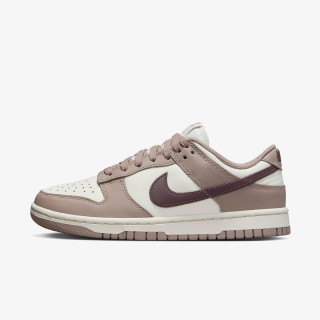 Nike Atlete Dunk Low 