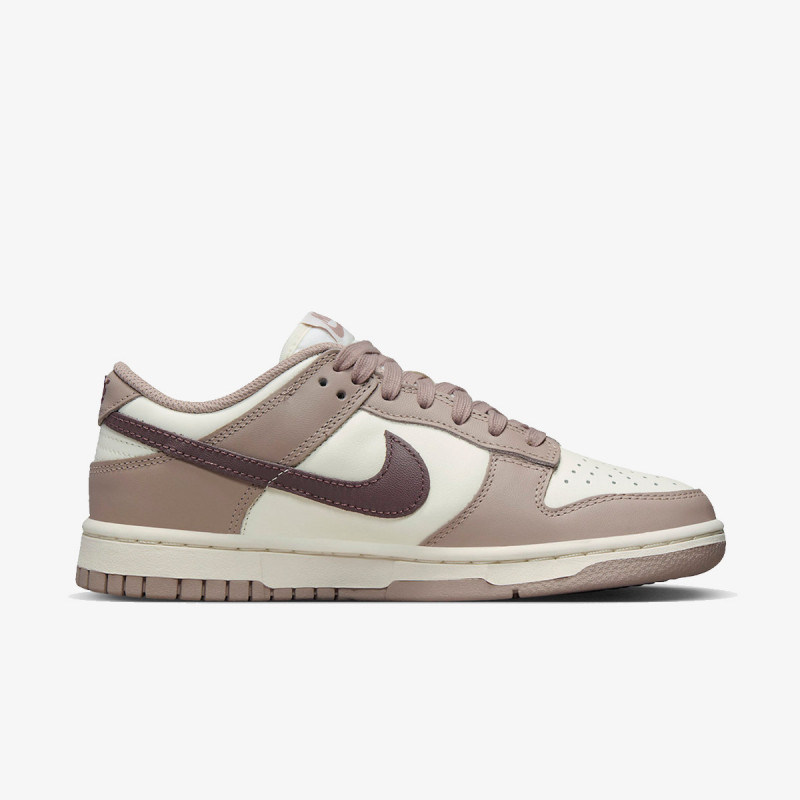 Nike Atlete Dunk Low 
