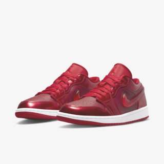 NIKE Atlete Air Jordan 1 Low Se 