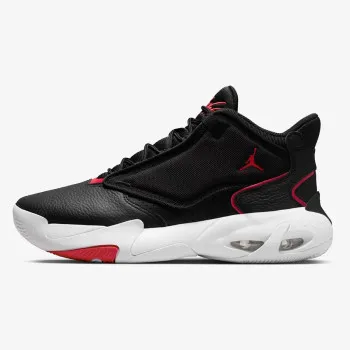 NIKE Atlete Jordan Max Aura 4 