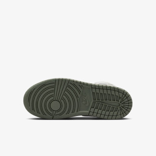 Nike Atlete JORDAN 1 MID BP 