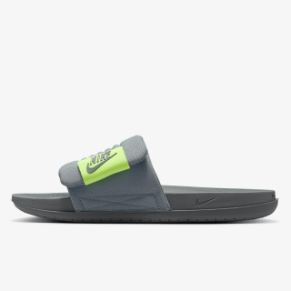 Nike Shapka NIKE OFFCOURT ADJUST SLIDE 