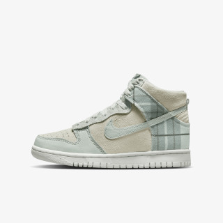 Nike Atlete NIKE DUNK HIGH SE BG 