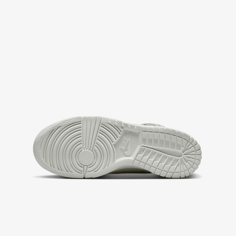 Nike Produkte NIKE DUNK HIGH SE BG 