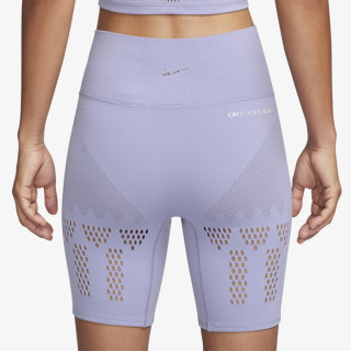 Nike Produkte W NY DFADV LUXE YOGA SHORT 