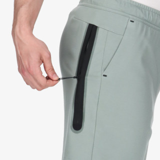 Nike Produkte Tech Essentials 